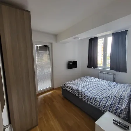 Apartament 2 Bedroom In *